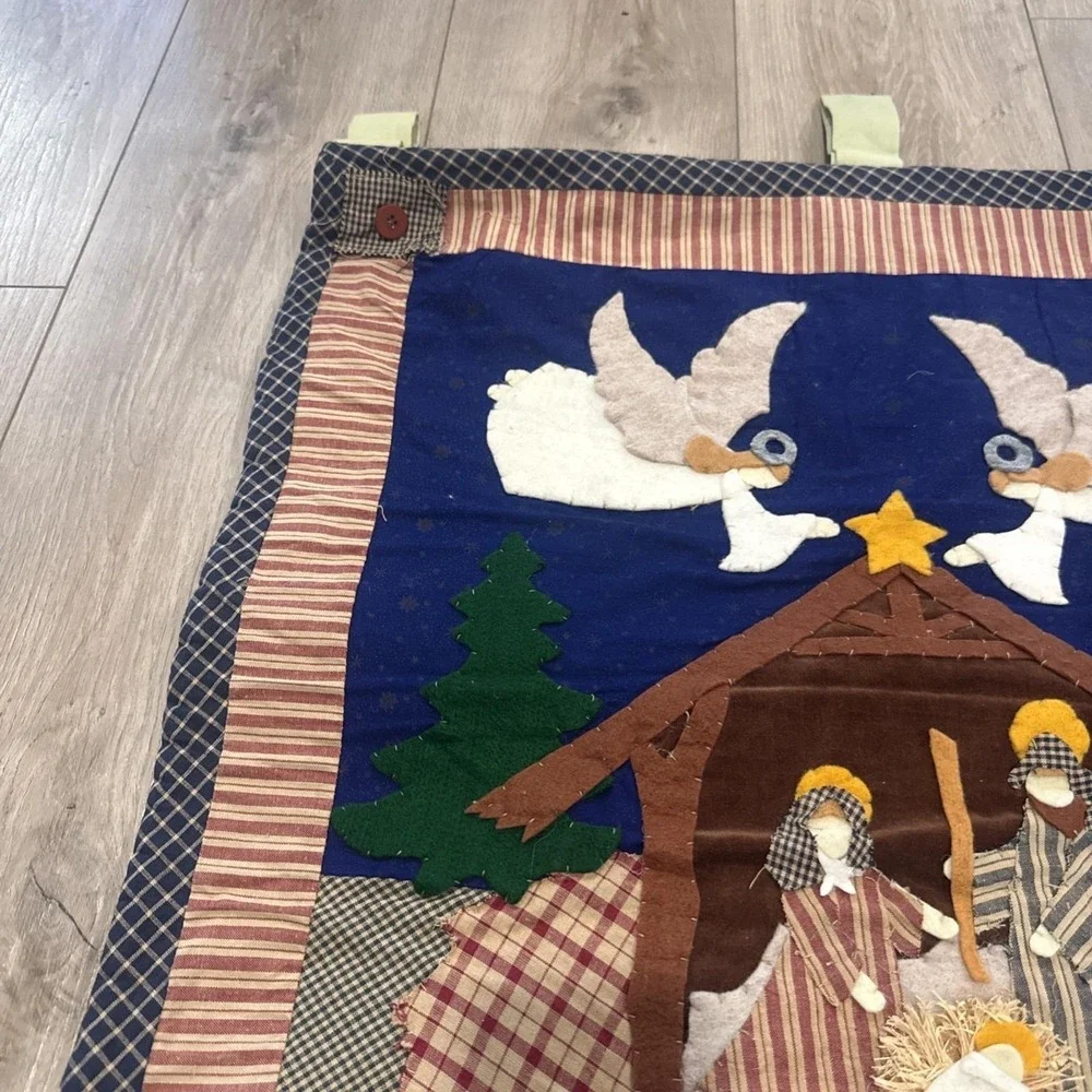 Christmas Quilt Nativity Scene 25